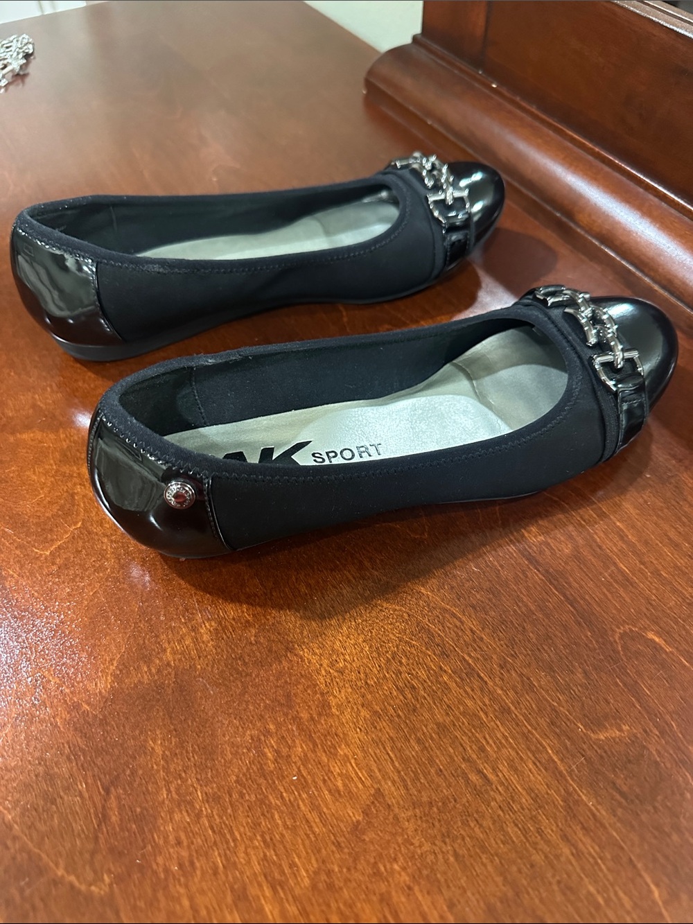 Anne Klein Women's Black Patent Cap-Toe Flats - Picture 5 of 16